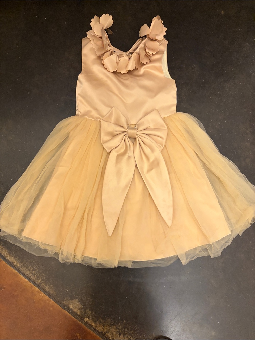 Elegant Cream Tulle Party Dress with Floral Neckline and Bow